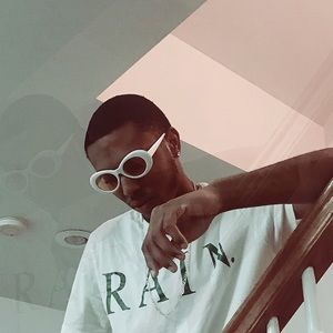 Meet your Posher, Charles